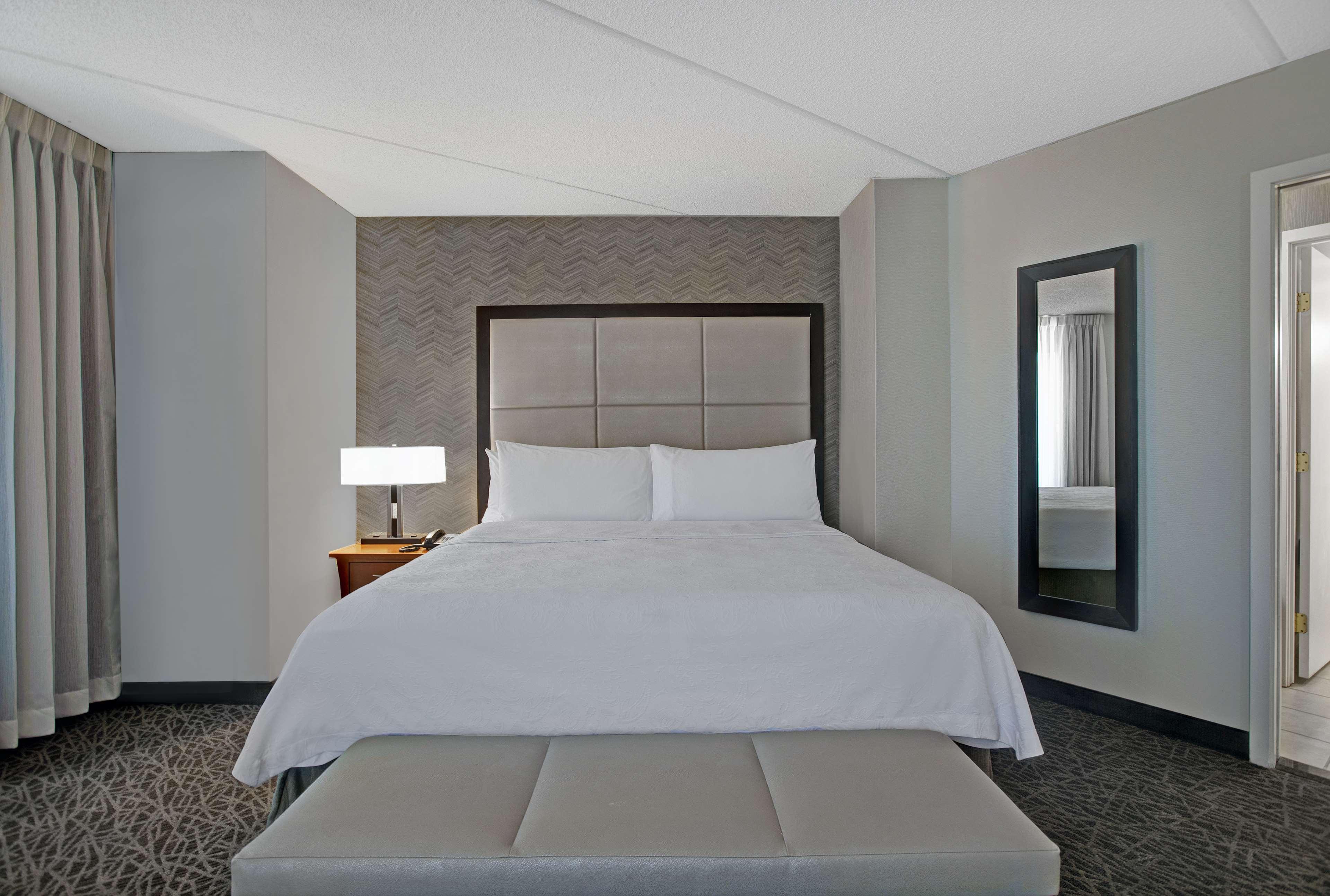 Homewood Suites By Hilton Chicago-Lincolnshire Exterior photo