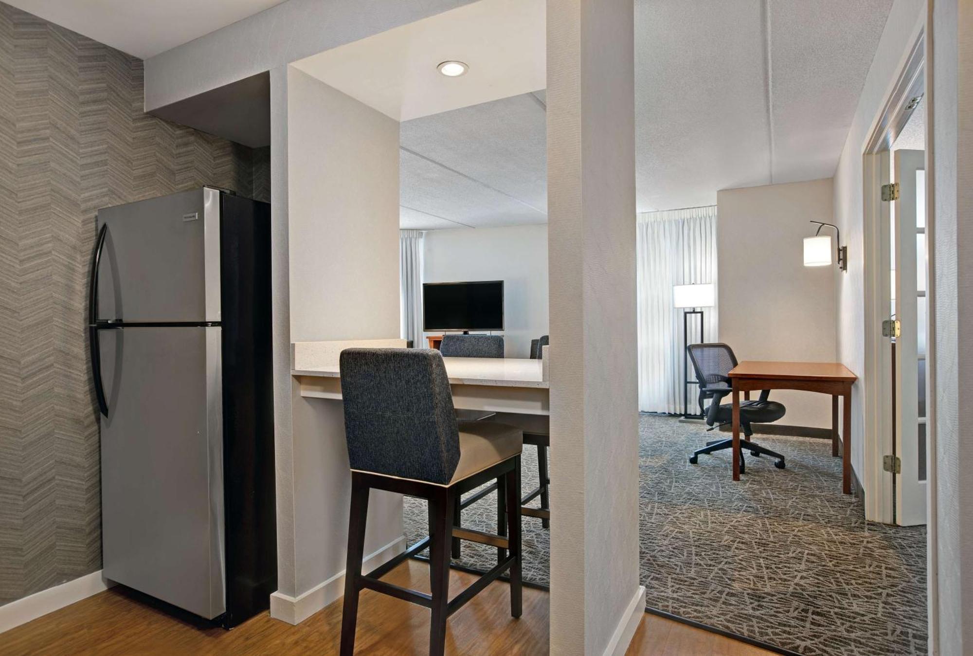 Homewood Suites By Hilton Chicago-Lincolnshire Exterior photo